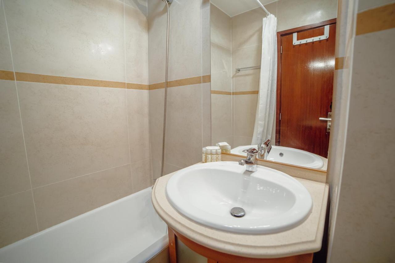 Bright Boavista By Vacationy Apartment Porto Ngoại thất bức ảnh